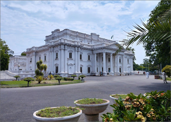 badsahi mosque-3