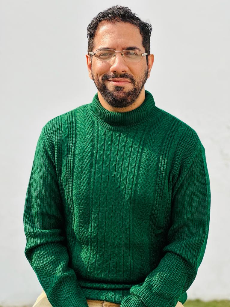 Mr
